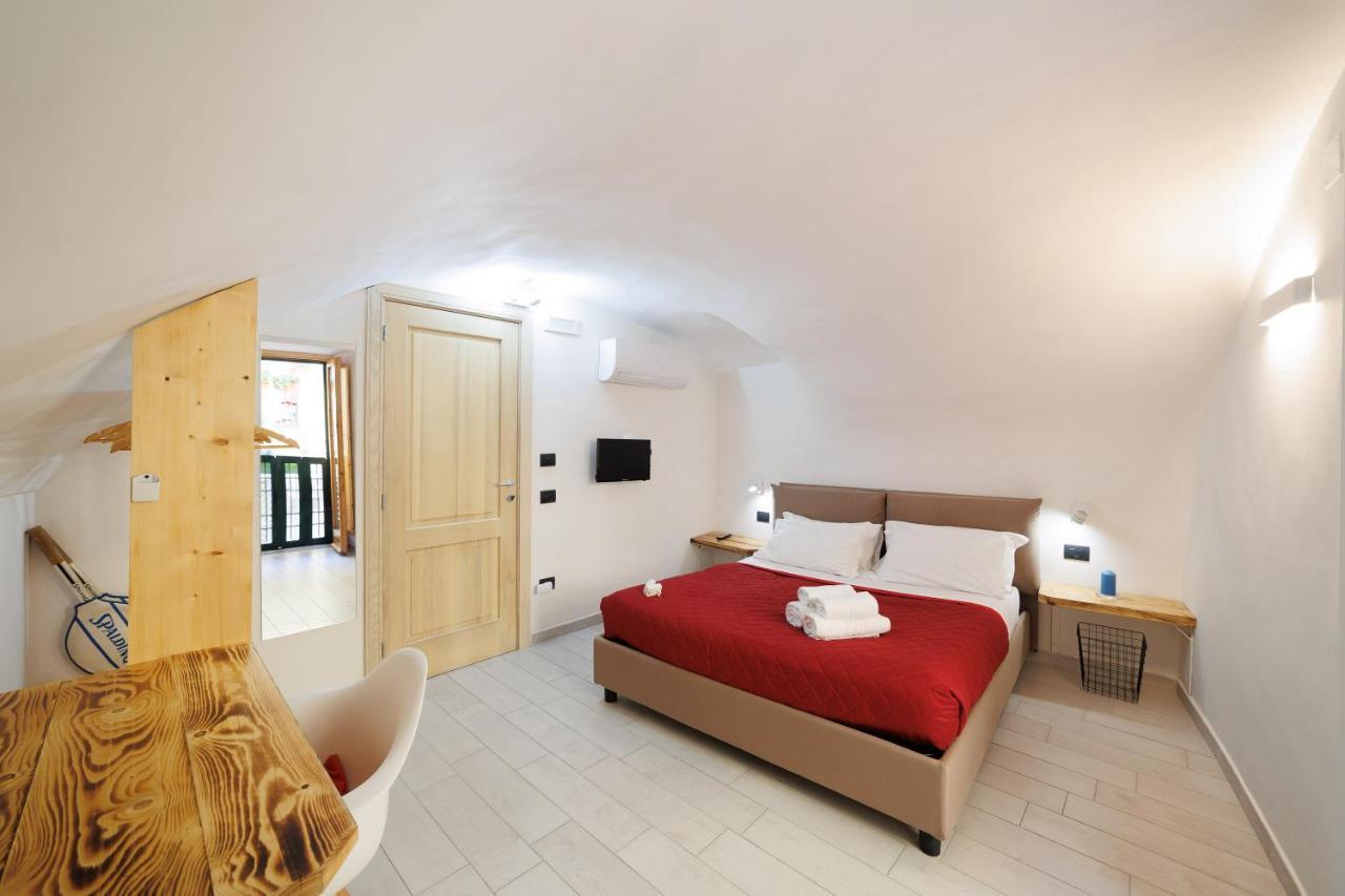 LegnoSuites Napoli Esterno foto