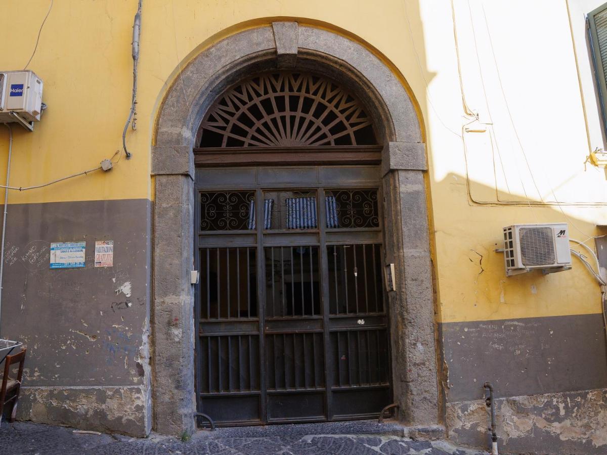 LegnoSuites Napoli Esterno foto